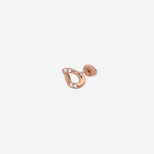 Load image into Gallery viewer, earring una sola - pink gold 18 carats set with diamonds from the catena collection by alexandre hekkers